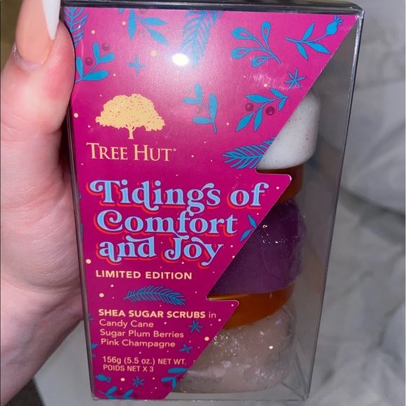 TreeHut Sugar Scrub Trio RARE - Picture 1 of 2